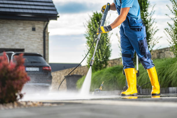 Why Choose Our Certified Pressure Washing Experts for Your Project Needs in Lake Providence, LA?